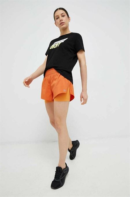 Bežecké šortky Reebok oranžová farba