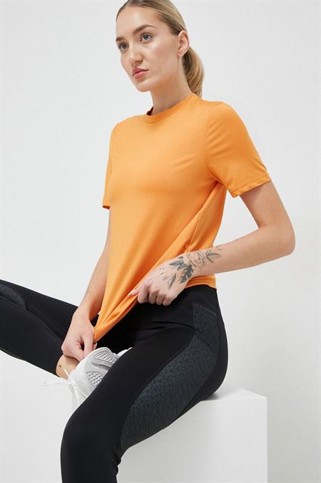 Tréningové tričko Reebok Workout Ready oranžová farba