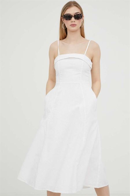 Ľanové šaty Abercrombie & Fitch biela farba
