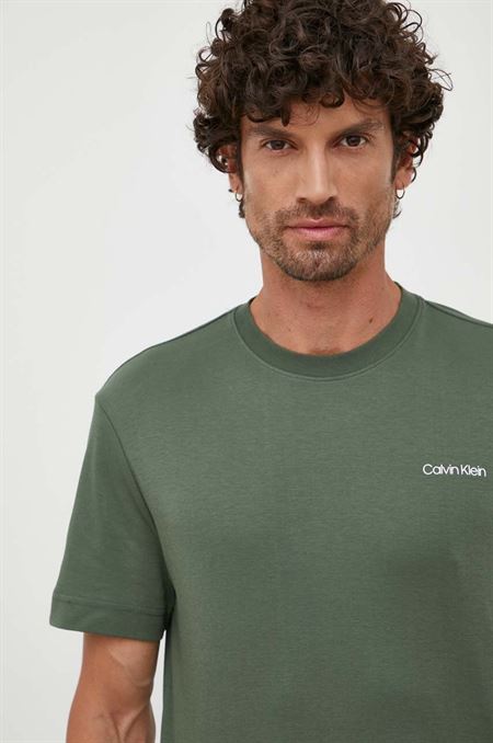 Bavlnené tričko Calvin Klein zelená farba