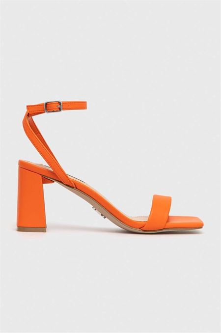 Sandále Steve Madden Luxe oranžová farba