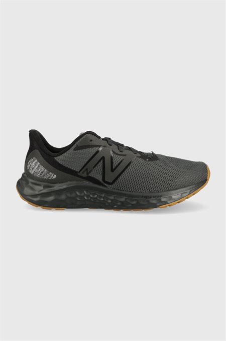 Bežecké topánky New Balance Fresh Foam Arishi v4 čierna farba