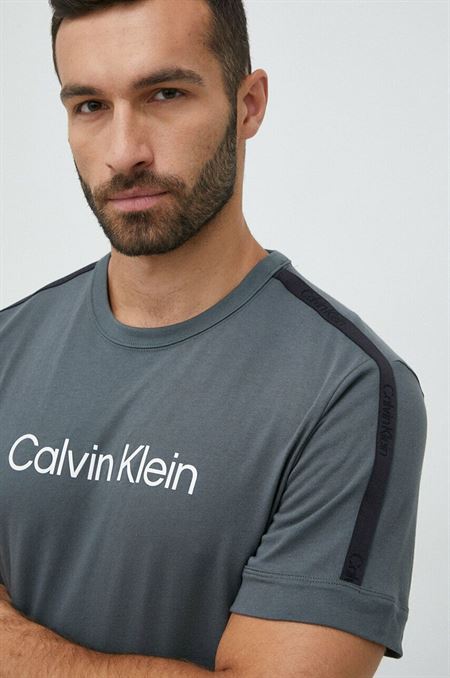 Športové tričko Calvin Klein Performance Effect šedá farba