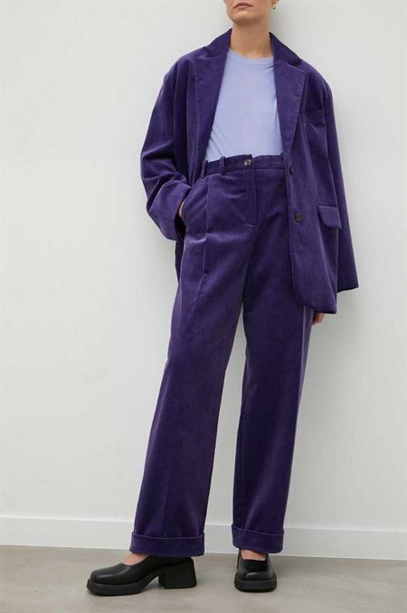 Manšestrové nohavice Lovechild Lucas fialová farba