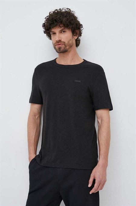 Tričko s prímesou ľanu Calvin Klein čierna farba