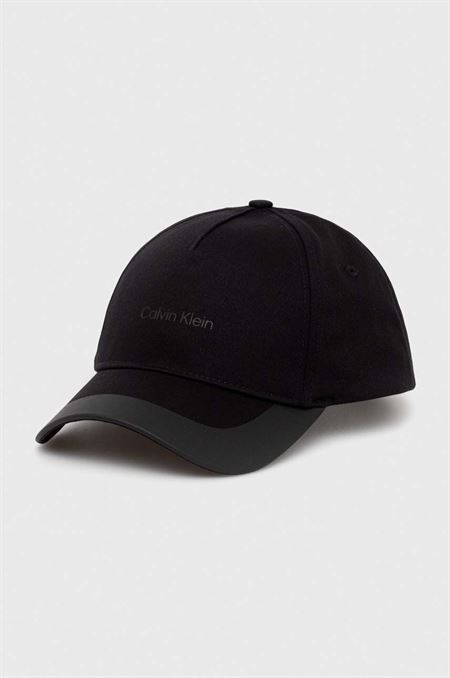 Bavlnená šiltovka Calvin Klein čierna farba